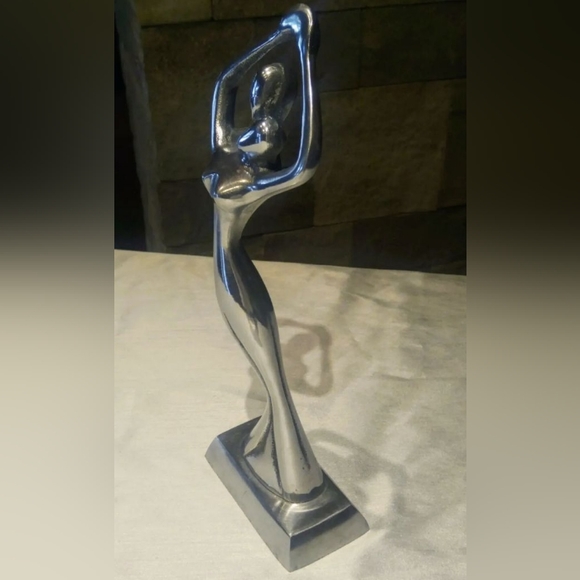 Metal Statuette 12" - Picture 3 of 8